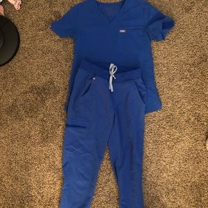 FIGS scrubs. Size small. GUC royal blue
